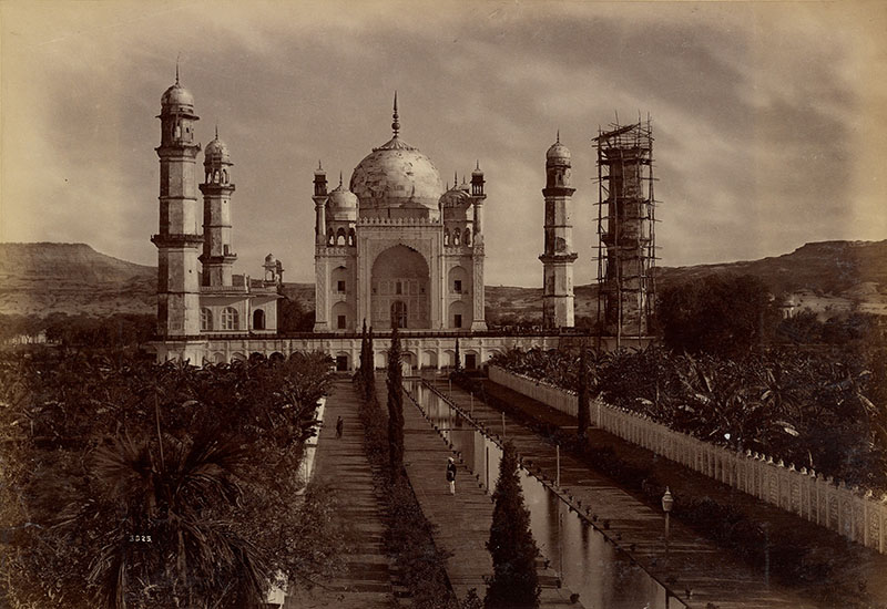 A sepia-toned photograph of the tomb built by Aurangzeb for his wife, Bibi ka Maqbara, in Aurangabad.