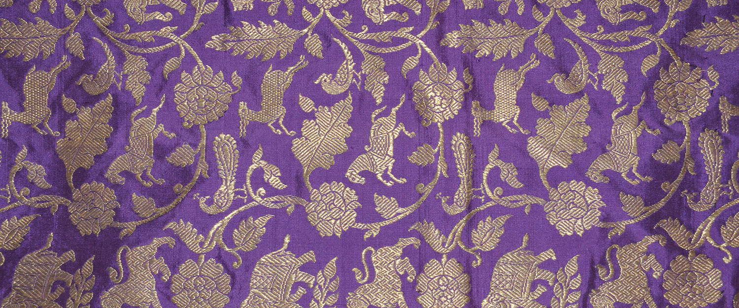 Fabric Mart Direct Dark Purple Cotton Velvet Fabric By The Yard, 54 inches  or 137 cm width, 1 Yard Purple Velvet Fabric, Upholstery Weight Curtain  Fabric, Wholesale Fabric, Fashion Velvet Fabric 