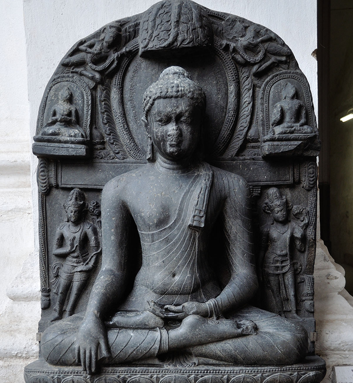 Burmese Sitting Buddha in Teaching Mudra on Throne of Five Sitting Buddhas  in Various Poses