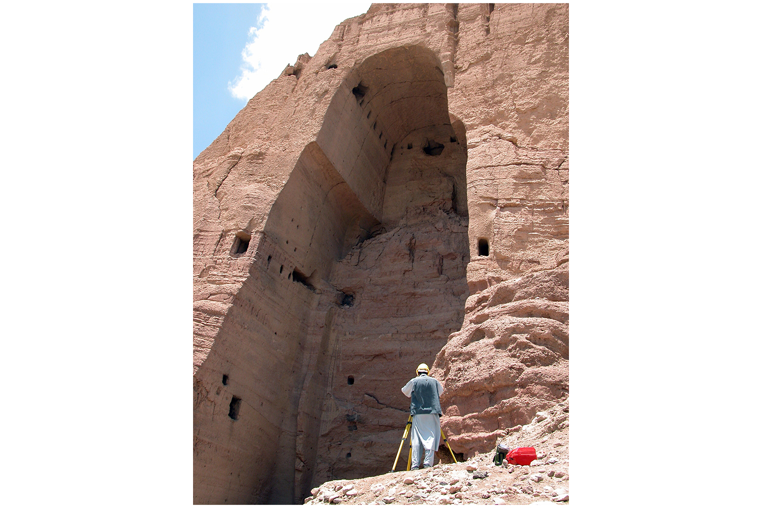 Photograph by Mario Santana showing the empty niche at Bamiyan post the destruction of the Buddhas